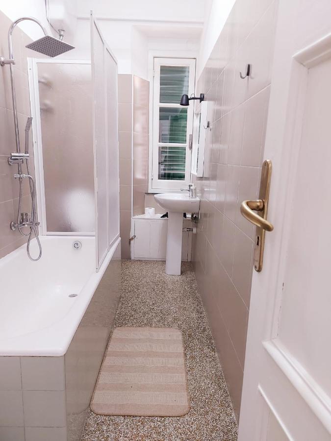 Genova Rooms Brignole B Ngoại thất bức ảnh